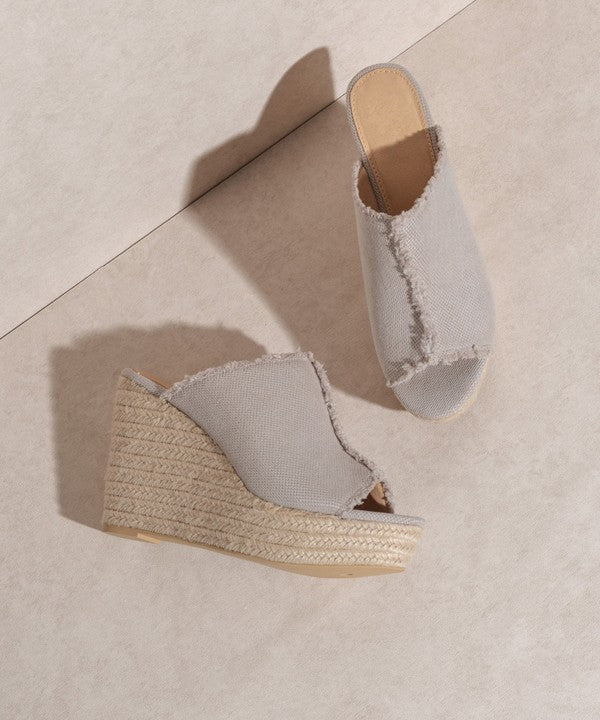 OASIS LINEN WEDGE